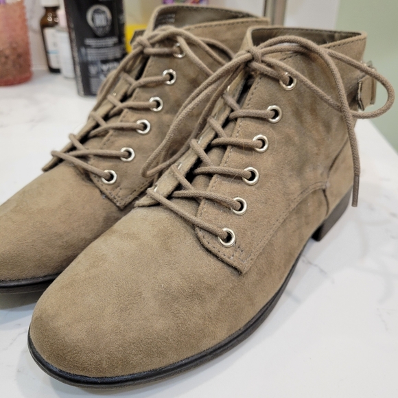 Call It Spring Tan Suede Ankle Booties (Size 6) - Picture 1 of 2